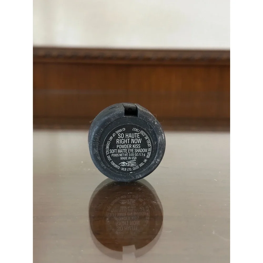 Discontinued MAC So‎ Haute Right Now Kiss Eyeshadow Full size 1.5g/0.05oz